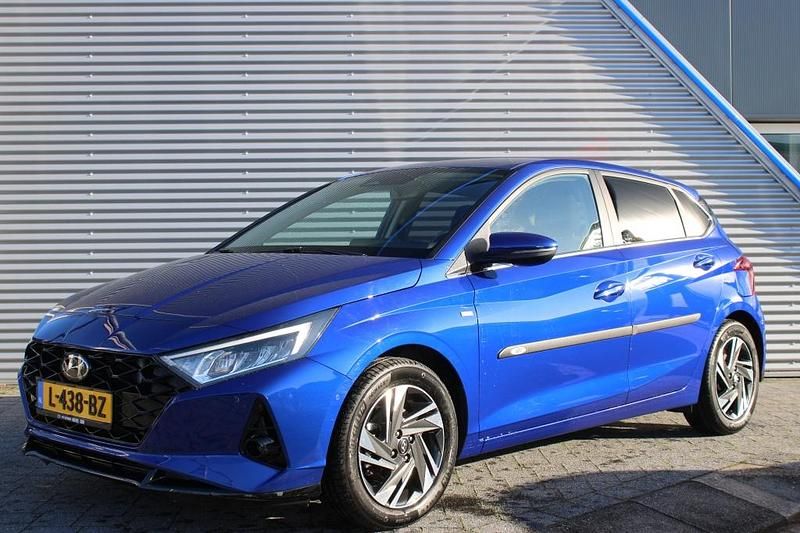 Blauw Gebruikt 2021 Hyundai i20 Premium Hatchback | € 17.190 (Eerlijke prijs) - Afbeelding 1/4
