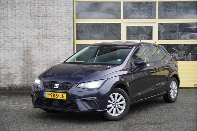 Blauw Gebruikt 2022 Seat Ibiza Business Hatchback | € 11.950 (Super prijs) - Afbeelding 1/4