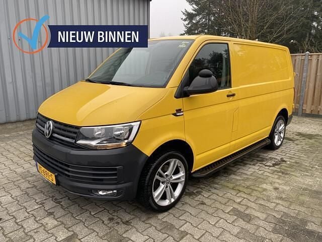 Geel Occasion 2016 VW T6 Van | € 6.950 (Super prijs) - Afbeelding 1/4