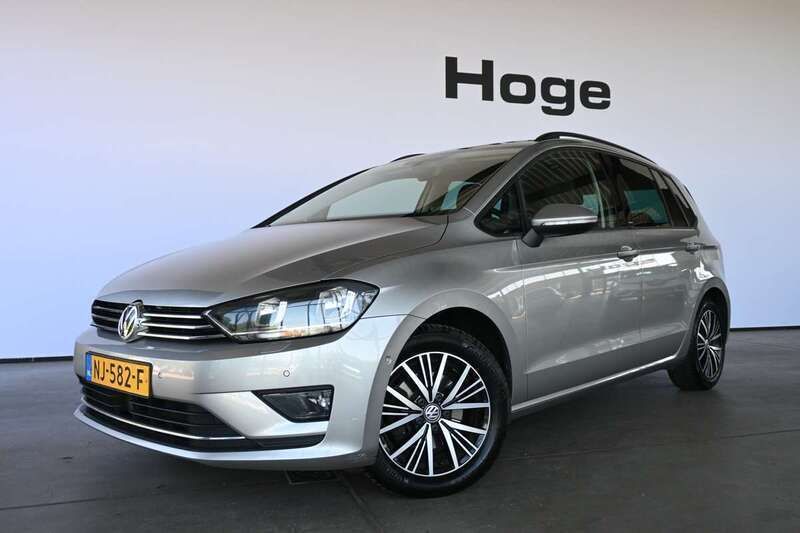 Grijs Gebruikt 2016 VW Golf Sportsvan Edition MPV | € 12.440 (Eerlijke prijs) - Afbeelding 1/4