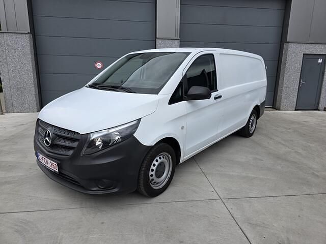Wit Gebruikt 2019 Mercedes Vito MPV | € 21.990 (Duur) - Afbeelding 1/4