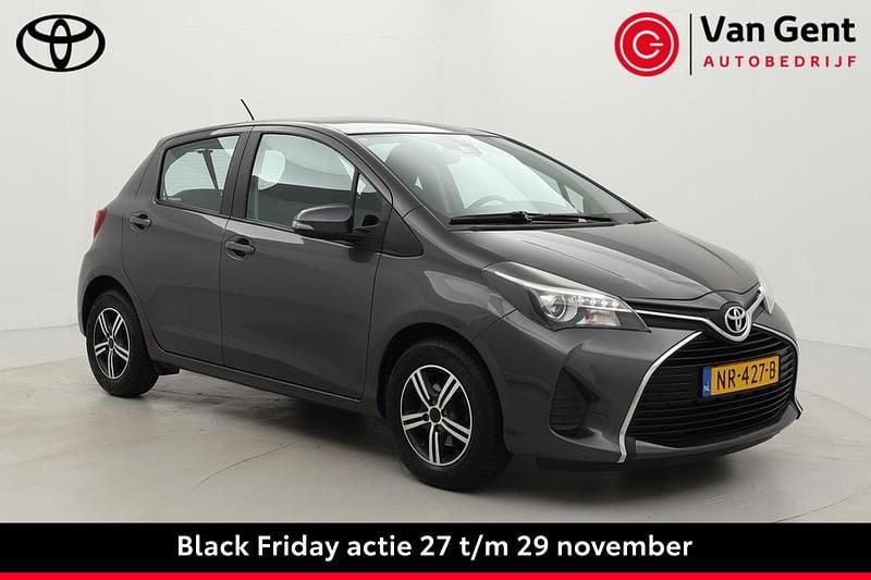 Grijs Gebruikt 2017 Toyota Yaris Trend Hatchback | € 10.999 (Eerlijke prijs) - Afbeelding 1/4