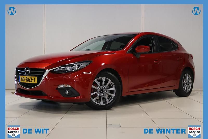 Rood Gebruikt 2017 Mazda 3 Hatchback | € 12.745 (Super prijs) - Afbeelding 1/4