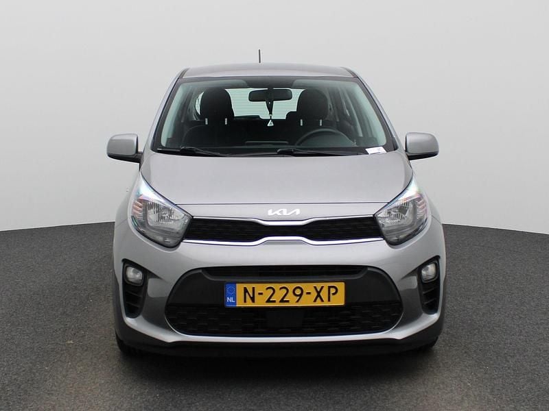 Occasion Kia Picanto Comfort 67 PK (49 kW) 2022 Grijs Hatchback