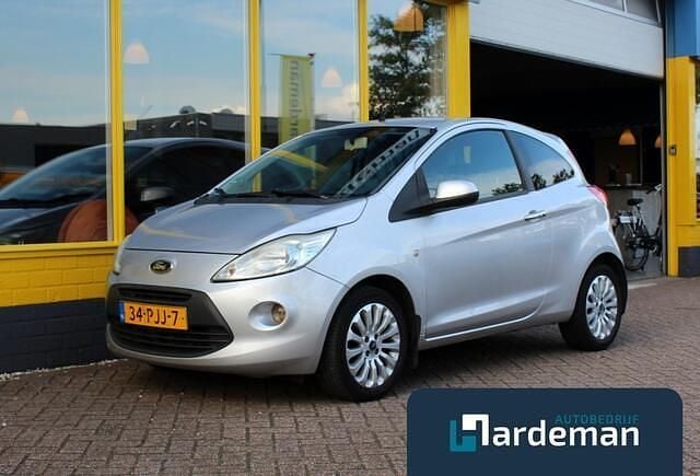 Grijs Gebruikt 2011 Ford Ka Hatchback | € 3.750 (Eerlijke prijs) - Afbeelding 1/4