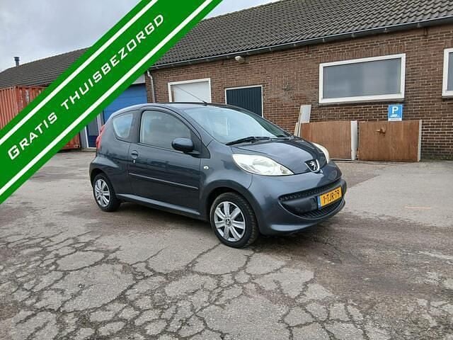 Grijs Gebruikt 2006 Peugeot 107 Hatchback | € 1.550 (Eerlijke prijs) - Afbeelding 1/4