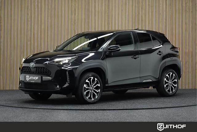 Zwart Gebruikt 2021 Toyota Yaris Cross Edition SUV | € 25.950 (Eerlijke prijs) - Afbeelding 1/4
