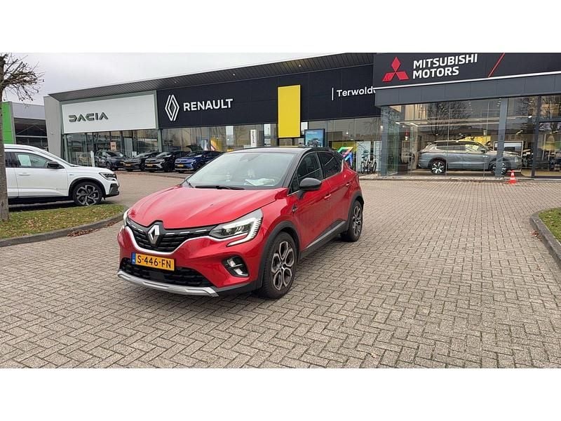 Occasion Renault Captur Intens 159 PK (116 kW) 2021 Rouge flamme / noir etoile SUV