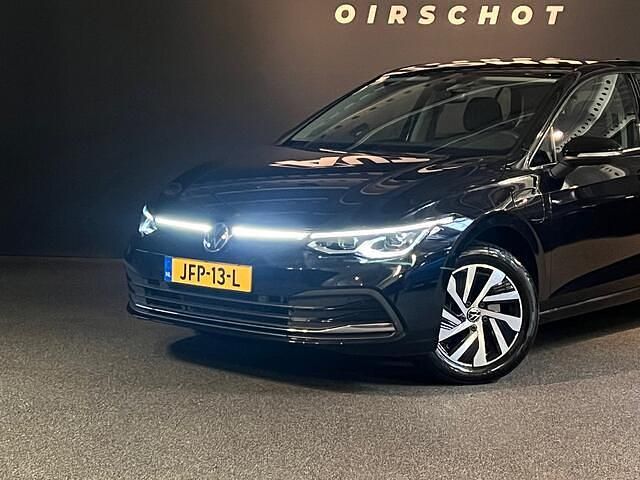 Occasion VW Golf VIII Style 204 PK (150 kW) 2022 Zwart Hatchback
