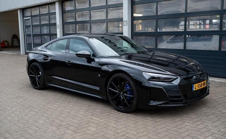 Gebruikt 2021 Audi e-tron GT quattro Sedan | € 49.950 - Afbeelding 1/1