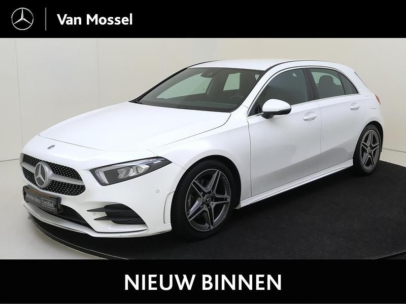 Wit Gebruikt 2018 Mercedes A200 Business Hatchback | € 23.945 (Eerlijke prijs) - Afbeelding 1/4