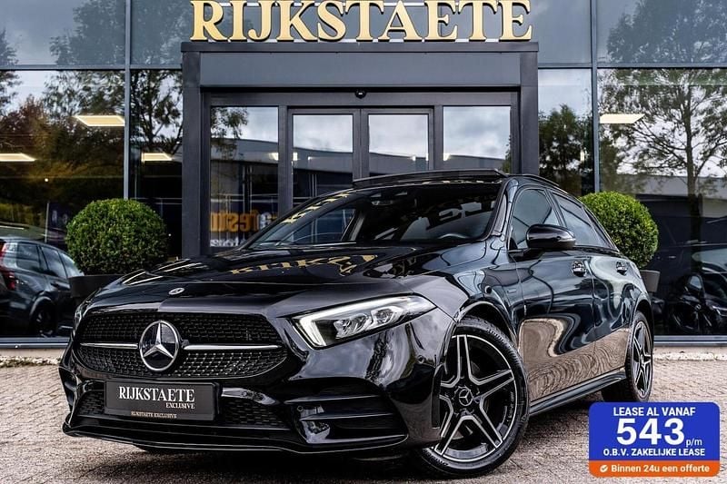 Zwart Gebruikt 2021 Mercedes A250 AMG Hatchback | € 33.900 (Iets duurder) - Afbeelding 1/4