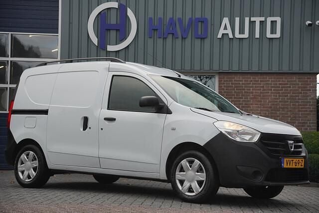 Wit Gebruikt 2015 Dacia Dokker Van | € 6.950 (Iets duurder) - Afbeelding 1/4
