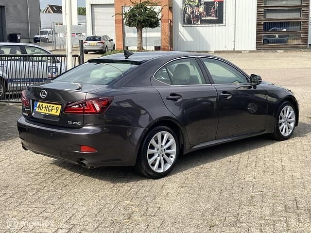 Occasion Lexus IS250 Executive Line 208 PK (152 kW) 2008 Bruin Sedan