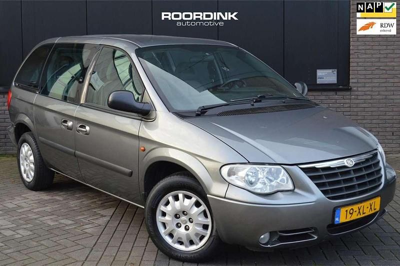 Grijs Gebruikt 2007 Chrysler Voyager MPV | € 2.750 (Super prijs) - Afbeelding 1/3