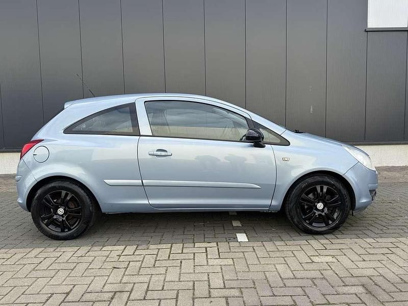 Occasion Opel Corsa Enjoy 80 PK (58 kW) 2007 Blauw Sedan