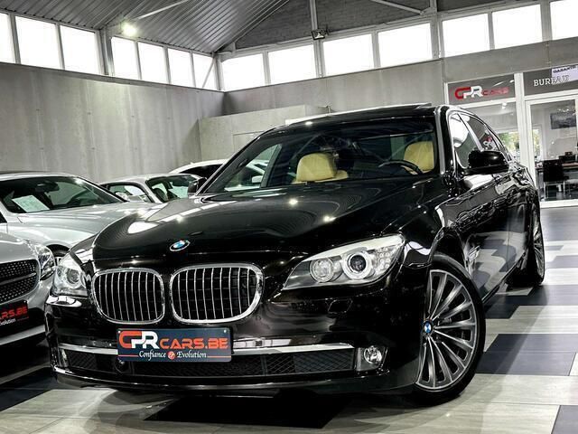 Grijs Gebruikt 2009 BMW 730L Comfort Edition Sedan | € 29.990 - Afbeelding 1/4