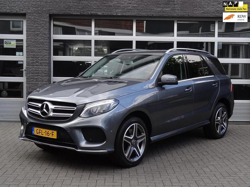 Grijs, metallic lak Occasion 2017 Mercedes GLE500 Sport Edition SUV | € 32.950 (Goede deal) - Afbeelding 1/4