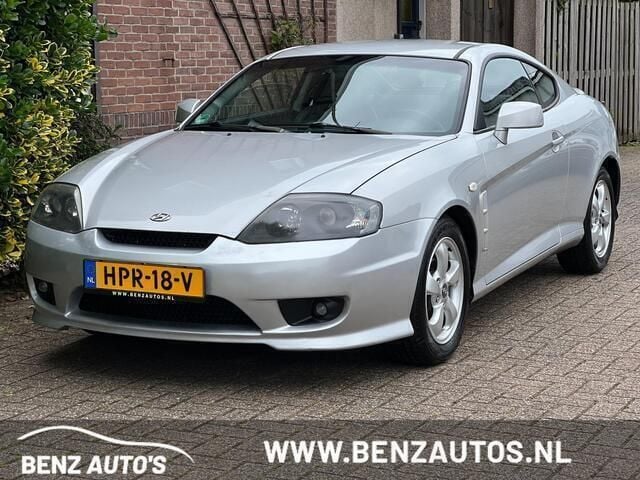Grijs Gebruikt 2006 Hyundai Coupé Dynamiq Coupé | € 4.999 - Afbeelding 1/4