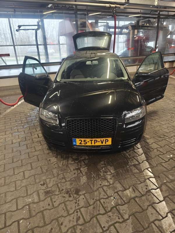 Zwart Gebruikt 2007 Audi A3 Hatchback | € 2.250 (Eerlijke prijs) - Afbeelding 1/4