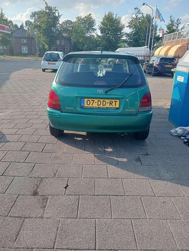 Occasion Toyota Starlet 75 PK (55 kW) 1999 Groen Hatchback
