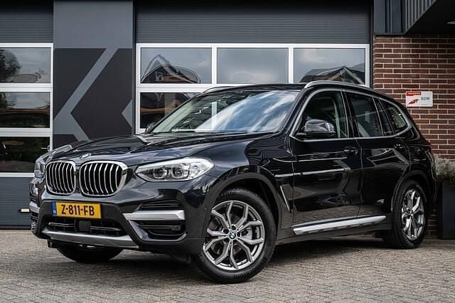 Zwart Gebruikt 2021 BMW X3 Executive SUV | € 35.900 (Super prijs) - Afbeelding 1/4