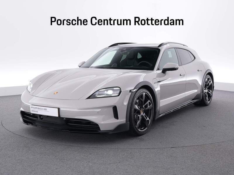 Krijt Gebruikt 2024 Porsche Taycan Cross Turismo Sedan | € 119.900 - Afbeelding 1/4