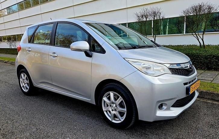 Occasion Subaru Trezia Comfort 99 PK (72 kW) 2011 Grijs Hatchback