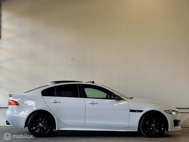 Occasion Jaguar XE R-Sport 250 PK (183 kW) 2018 Wit Sedan