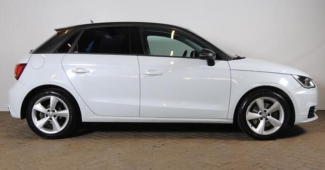 Occasion Audi A1 Sportback Sport 125 PK (91 kW) 2015 Grijs Hatchback