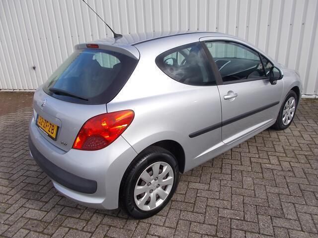 Occasion Peugeot 207 97 PK (71 kW) 2008 Zilver Hatchback