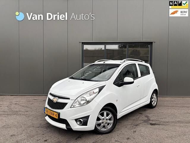 Wit Gebruikt 2012 Chevrolet Spark LT Hatchback | € 3.450 (Eerlijke prijs) - Afbeelding 1/4