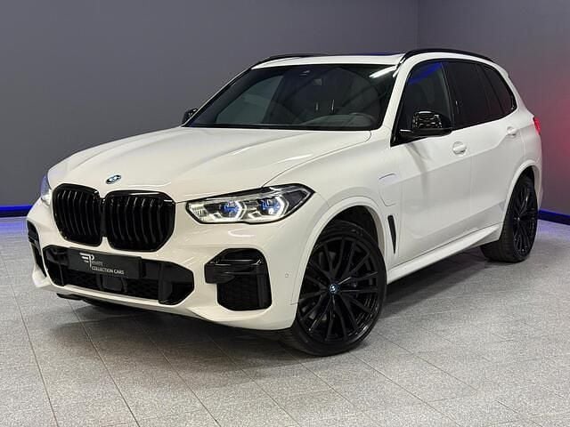 Wit (parellak) Occasion 2021 BMW X5 Executive SUV | € 53.900 (Super prijs) - Afbeelding 1/4