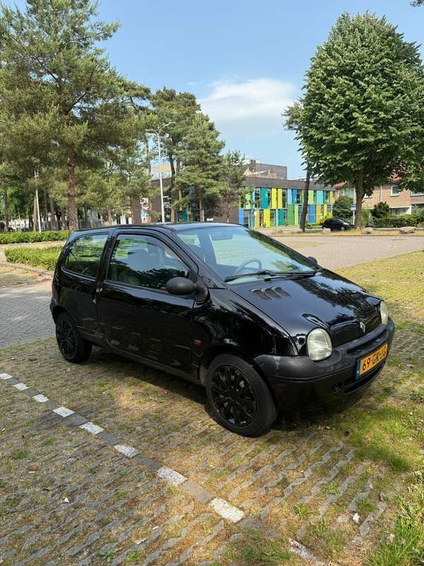 Gebruikt 2001 Renault Twingo Authentique Hatchback | € 800 (Eerlijke prijs) - Afbeelding 1/4