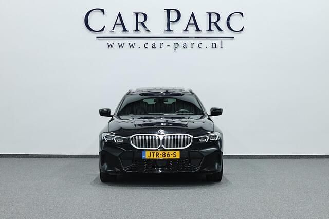 Occasion BMW 330 M Sport 184 PK (135 kW) 2023 Zwart Stationwagen