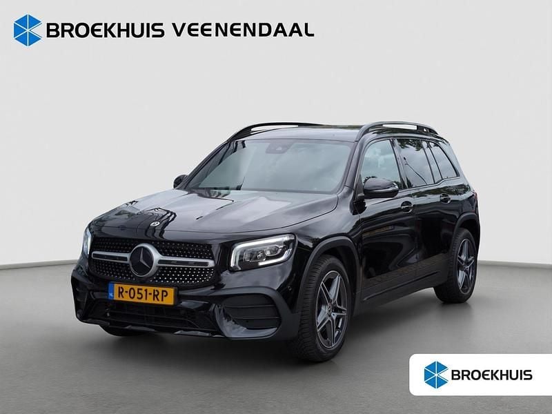 Zwart Gebruikt 2022 Mercedes GLB180 AMG SUV | € 39.895 (Eerlijke prijs) - Afbeelding 1/4