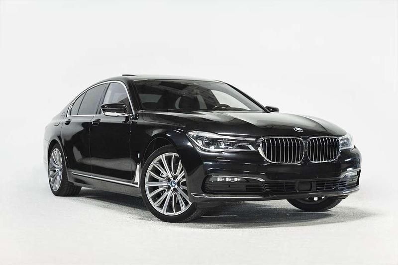 Occasion 2019 BMW 740 iPerformance Sedan | € 34.944 (Eerlijke prijs) - Afbeelding 1/4