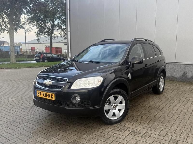 Zwart Gebruikt 2007 Chevrolet Captiva SUV | € 2.950 (Eerlijke prijs) - Afbeelding 1/4