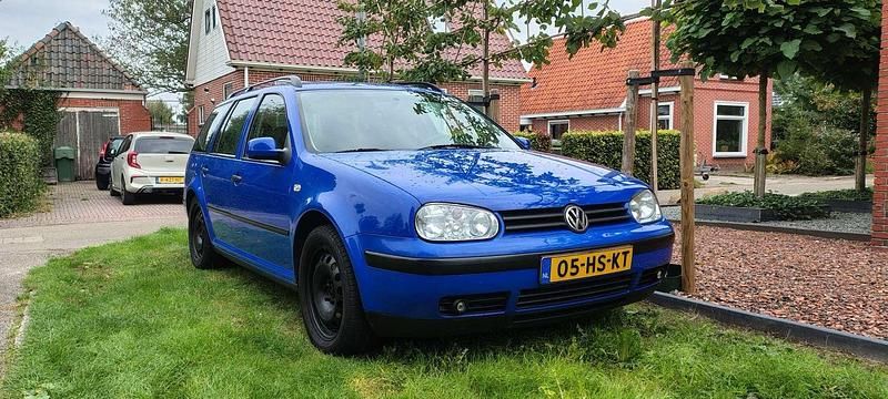 Blauw Gebruikt 2001 VW Golf IV Trendline Stationwagen | € 1.250 (Eerlijke prijs) - Afbeelding 1/4