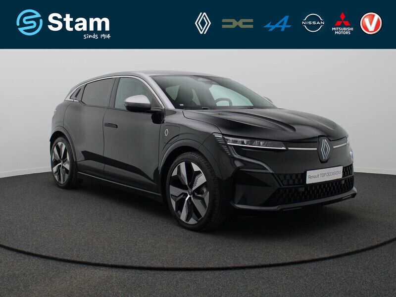 Zwart Gebruikt 2022 Renault Mégane Techno Hatchback | € 32.490 (Iets duurder) - Afbeelding 1/4