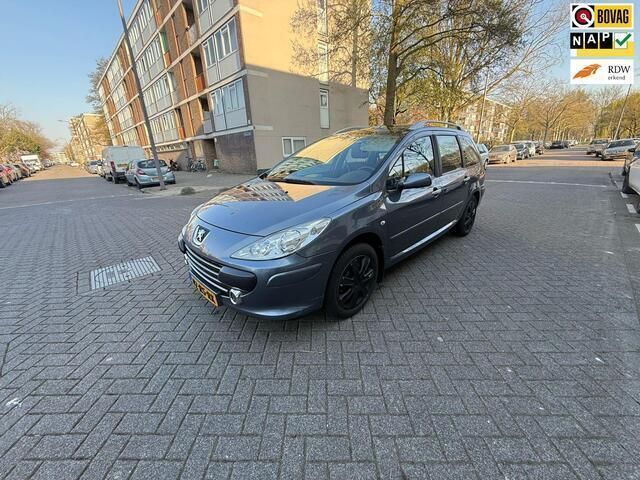 Grijs Gebruikt 2005 Peugeot 307 Stationwagen | € 1.450 (Eerlijke prijs) - Afbeelding 1/4