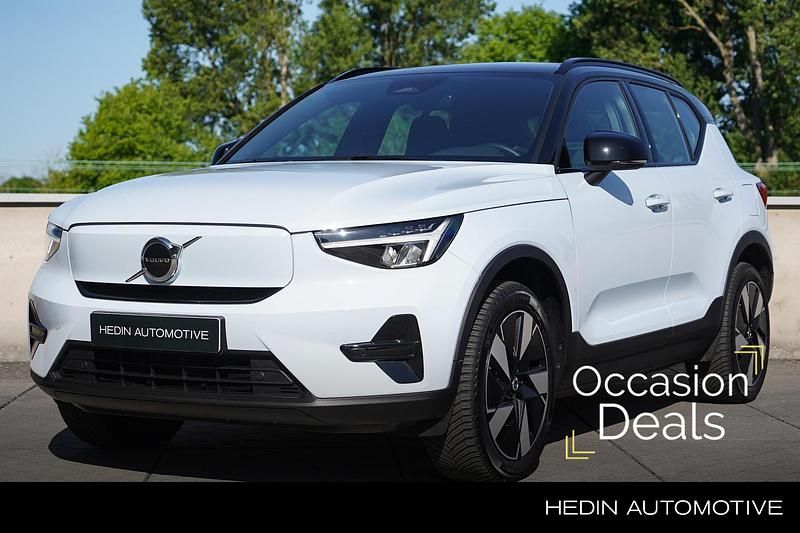 Cloud blue Occasion 2024 Volvo XC40 Plus SUV | € 44.495 (Iets duurder) - Afbeelding 1/4