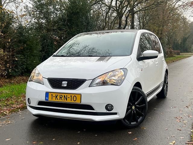 Wit (metallic) Gebruikt 2013 Seat Mii Hatchback | € 4.950 (Eerlijke prijs) - Afbeelding 1/4