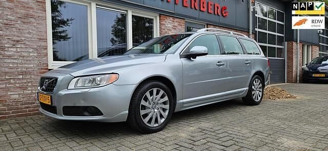Grijs Gebruikt 2012 Volvo V70 Stationwagen | € 8.450 (Eerlijke prijs) - Afbeelding 1/4