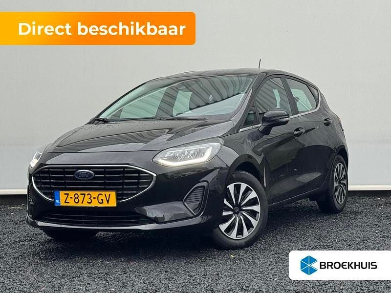Zwart Gebruikt 2024 Ford Fiesta Titanium Hatchback | € 19.395 (Eerlijke prijs) - Afbeelding 1/4