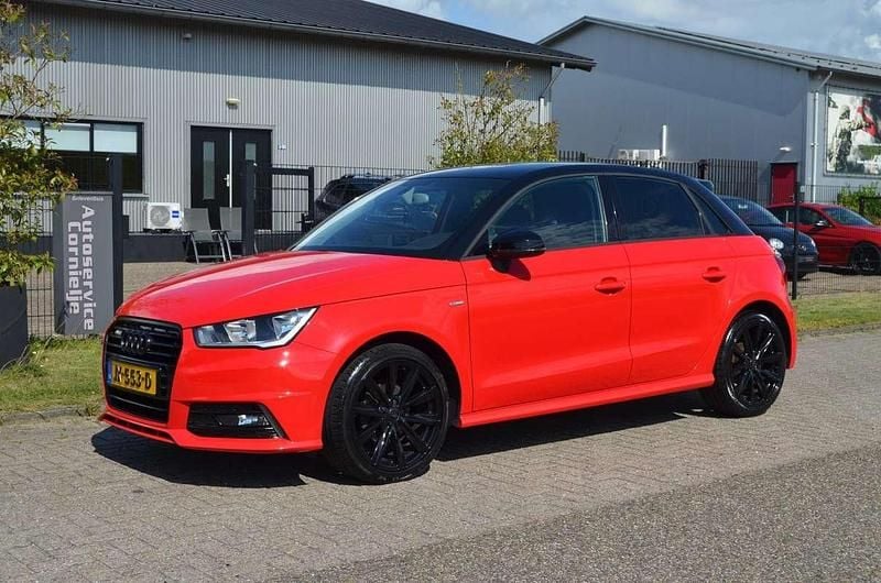 Rood Gebruikt 2016 Audi A1 Sportback S-Line Hatchback | € 12.950 (Eerlijke prijs) - Afbeelding 1/4