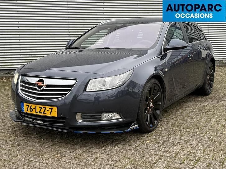 Blauw Occasion 2010 Opel Insignia Sport Stationwagen | € 4.750 (Goede deal) - Afbeelding 1/4