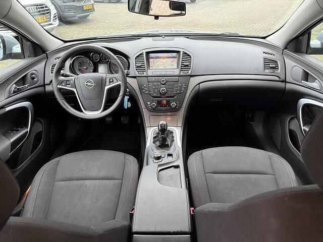 Occasion Opel Insignia Edition 140 PK (102 kW) 2010 Grijs (metallic) Stationwagen