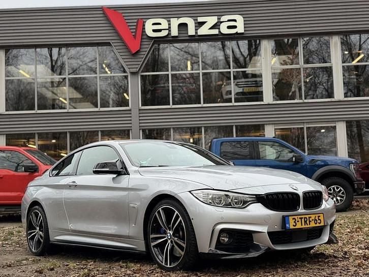 Grijs Gebruikt 2014 BMW 435 Executive Coupé | € 18.999 (Eerlijke prijs) - Afbeelding 1/4