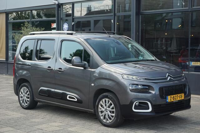 Grijs Gebruikt 2019 Citroën Berlingo PureTech MPV | € 18.980 (Iets duurder) - Afbeelding 1/4